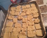 Foto del paso 9 de la receta: Bizcochitos Domingueros Salados de Polenta Rellenos con Dulce de Leche y Dulce de Guayabada