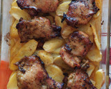 Foto del paso 6 de la receta: Contramuslos de pollo marinado con patatas, berenjena, calabacín