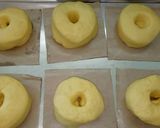 Foto langkah ke 3 dari resep Donat super empuk lembut no mixer no kentang.
