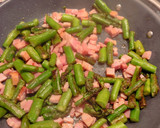 Foto del paso 4 de la receta: Revuelto de espárragos