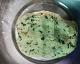 A picture of step 2 of Chopped Spinach Poories.
