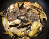 Foto del paso 3 de la receta: Berenjenas con setas shiitake y chia en salsa de coco
