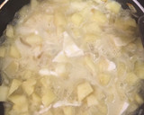 Foto del paso 4 de la receta: Trucha con salsa de manzana, mostaza y queso de Cabra