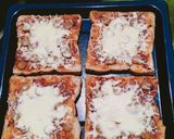 Foto langkah ke 2 dari resep Pizza Roti Gandum.