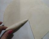 A picture of step 1 of Kolkata Style Egg roll.