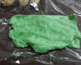 Foto langkah ke 4 dari resep Es Pisang Ijo.