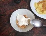 Foto del paso 1 de la receta: Bocadillo de solomillo con tortilla francesa y ensalada