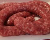 A picture of step 1 of Bucatini con ragú di salsiccia e funghi.