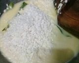 Foto langkah ke 4 dari resep Ketan Kuning Serundeng.