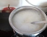 A picture of step 3 of Caramelized rice kheer.