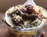 A picture of step 4 of Chocolate cake parfait.