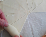 Foto del paso 2 de la receta: Mini croissants de trucha ahumada