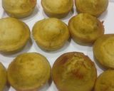 A picture of step 5 of Yoghurt citrus syrup cupcakes.
