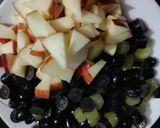 A picture of step 3 of Custard Fruit trifle.