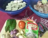 Foto langkah ke 1 dari resep Semur Ayam Tahu.