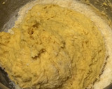 Foto del paso 3 de la receta: Coca con patatas,  zanahorias y jengibre