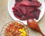 Hình bước làm 3 của món #Eatclean: thịt bò xào cà chua+cơm lứt+củ dền luộc