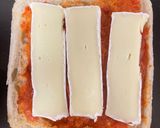 Foto del paso 3 de la receta: Planchadito de sobrasada, miel y brie