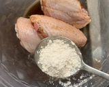 รูปขั้นตอนการทำที่ 4 ของ ปีกไก่ทอดน้ำปลา (ในกระทงใบตอง)