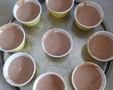 Foto langkah ke 6 dari resep Chocolate hokkaido chiffon cupcake.