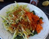 Foto del paso 2 de la receta: Ensalada de repollo y espinacas