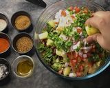 A picture of step 2 of Chana Chaat.