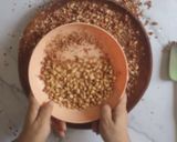 Foto langkah ke 1 dari resep Enting Enting Kacang Wijen.