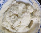 A picture of step 4 of Makhana shrikhand.