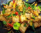 รูปขั้นตอนการทำที่ 3 ของ ผัดเผ็ดหมูป่า สูตรเด็ด!!