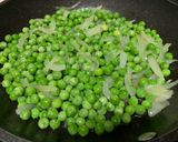 Foto del paso 2 de la receta: Alcachofas con guisantes y huevo poché: Cena de 10
