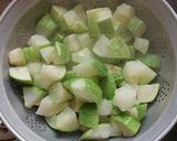 Foto del paso 2 de la receta: Chilacayotes en chile colorado