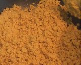 A picture of step 2 of Besan ke dry fruit ladoo.