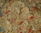 A picture of step 4 of Chips and egg sauce.
