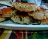 A picture of step 5 of Potato tikki.