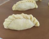 Foto langkah ke 4 dari resep Kibinai (Lithuanian Meat Pie).
