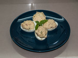 Huevos rellenos con atún y variantes