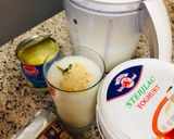 A picture of step 1 of Shahi lassi.