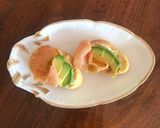 Foto del paso 1 de la receta: Tapas de salmón con aguacate ©