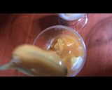 A picture of step 4 of Banoffee pie.