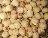 Hình bước làm 1 của món Ăn dặm cho bé: Đậu hủ non hạt sen - đậu hà lan