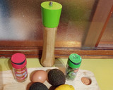 Foto del paso 1 de la receta: Guacamole con huevo