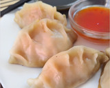 Foto del paso 8 de la receta: Gyozas rellenas con carne de cerdo