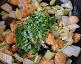 A picture of step 3 of Chicken Breast with Celery and Onion.
