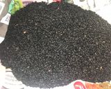 Hình bước làm 2 của món Muối mè đen rong biển