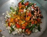 रवा उपमा (rava upma recipe in marathi) रेसिपी स्टेप 2 फोटो