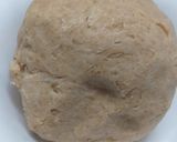 A picture of step 2 of Kashmiri Wheat Roti.