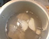Foto del paso 1 de la receta: Consomé de pollo