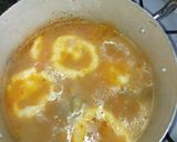 A picture of step 2 of Nsala soup(white soup) with cat fish & beef 😋😋.