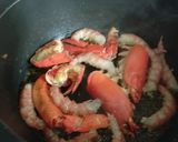 Foto del paso 9 de la receta Arroz jazmín con bogavante y mariscos