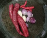 Foto langkah ke 3 dari resep Cumi Udang Saus Padang.